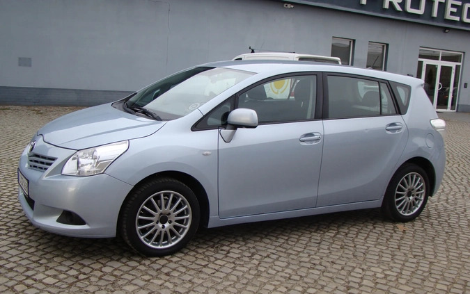 Toyota Verso cena 18900 przebieg: 258120, rok produkcji 2009 z Żerków małe 232